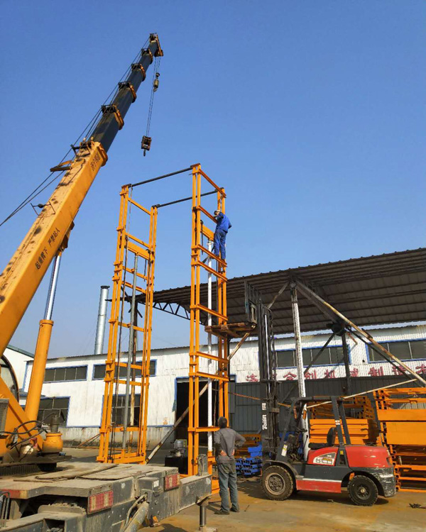 導軌式液壓升降貨梯 導軌式液壓升降貨梯