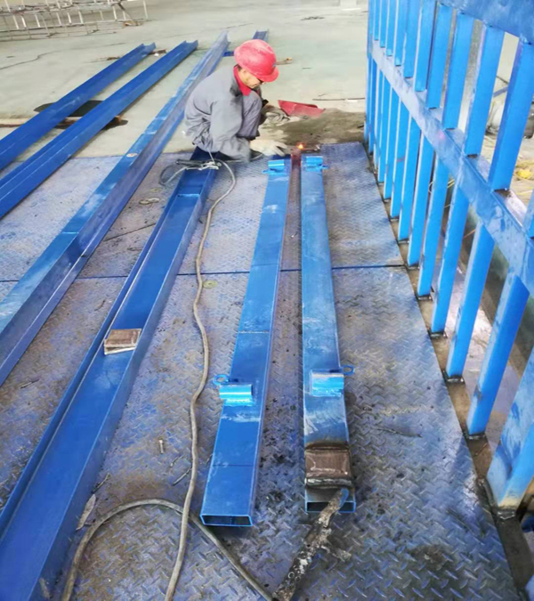 液壓升降貨梯廠(chǎng)家 液壓升降貨梯廠(chǎng)家