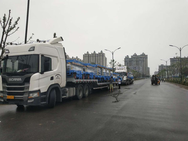 液壓升降平臺發貨圖 液壓升降平臺發貨圖